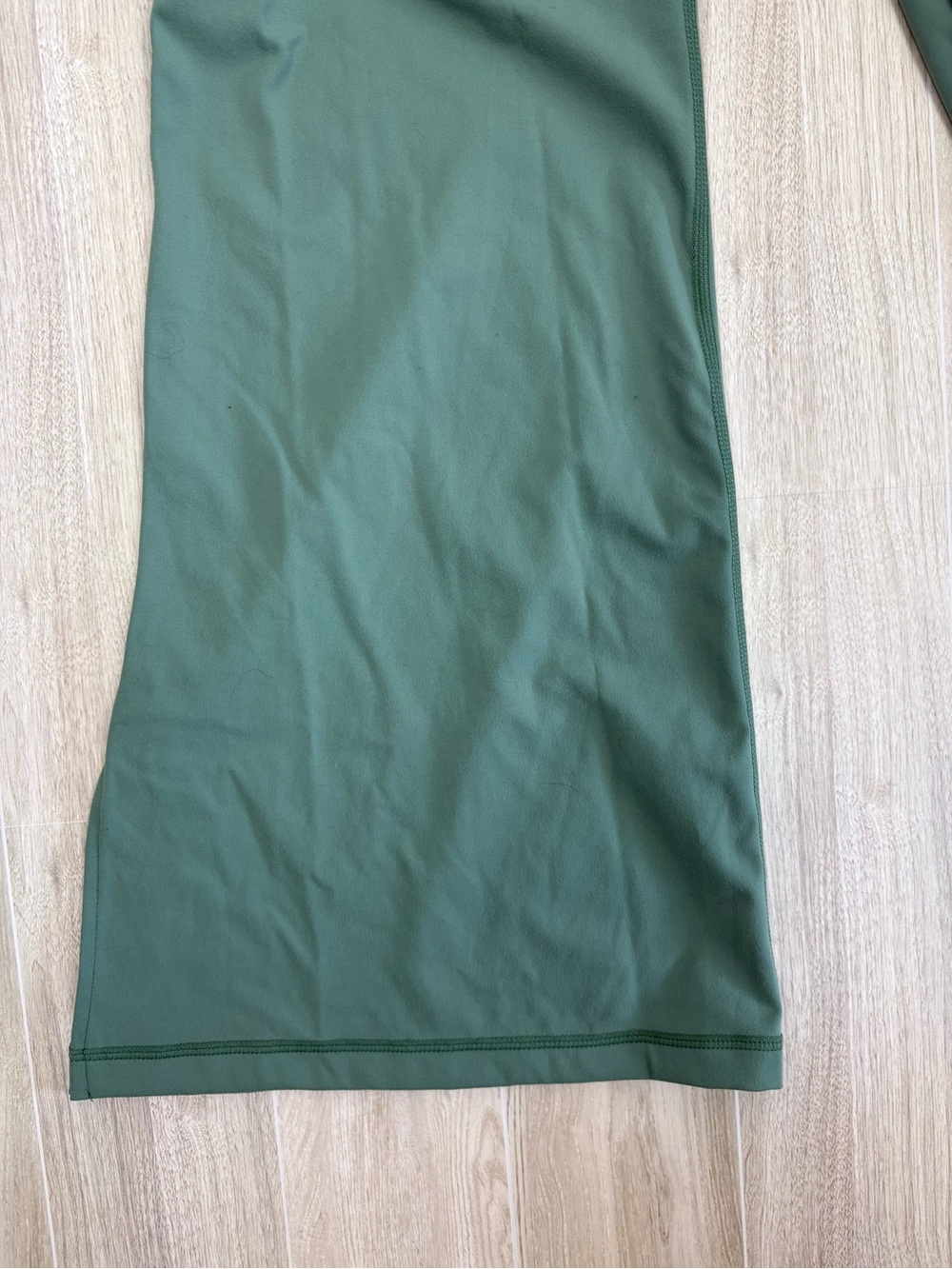 Blogilates Green High-Waist Flare Leggings XL EUC Yoga Minimalist Clean Girl - Picture 3 of 10